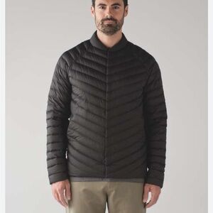 lululemon athletica Men's snap Puffer Jacket,size xl